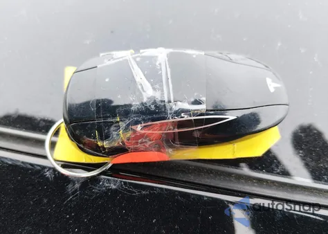 2013 Tesla Model S Performance z USA, uszkodzony, nr VIN 5YJSA1DP5DFP16287